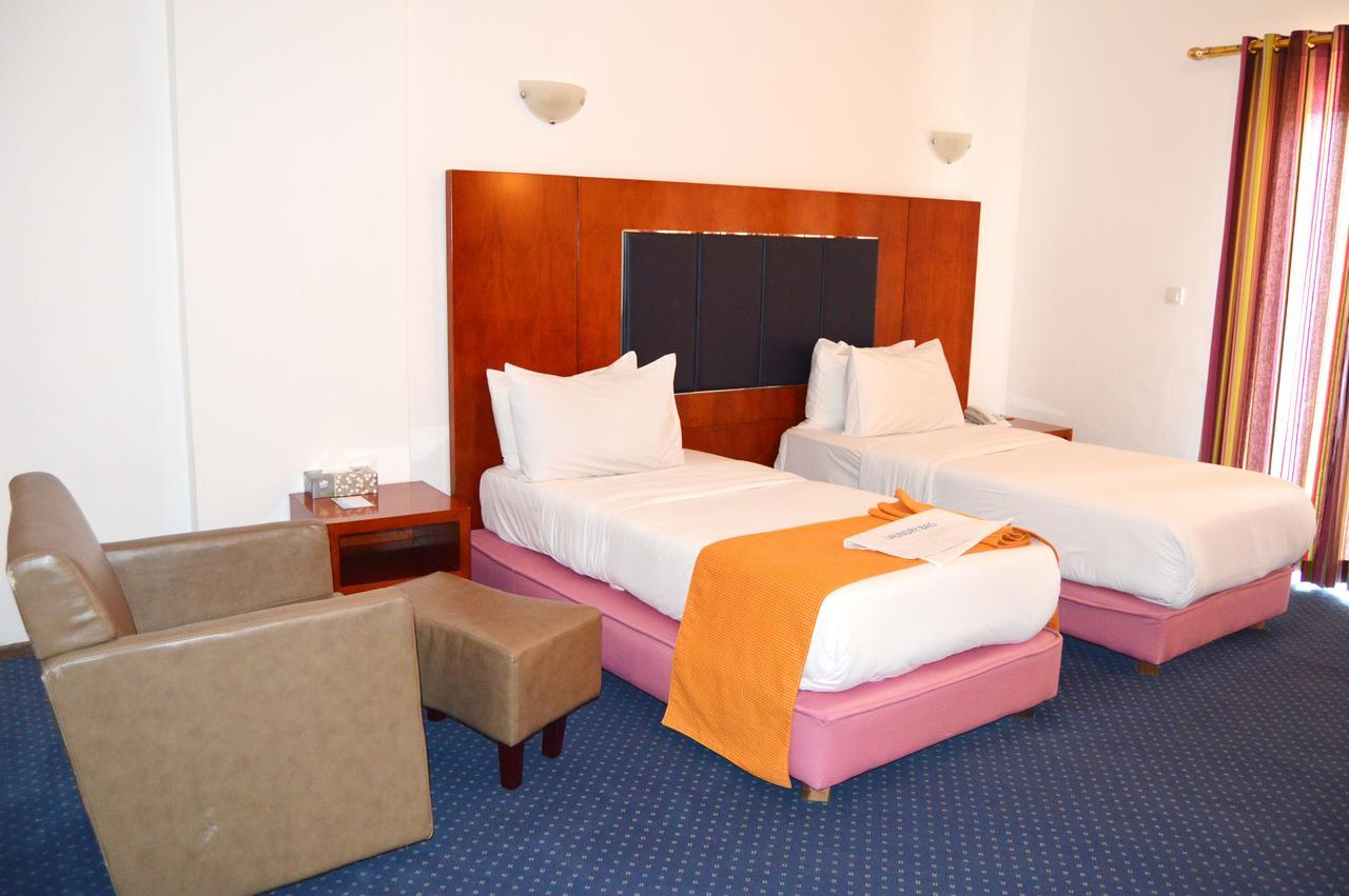 Leon Hotel Κινσάσα Δωμάτιο φωτογραφία